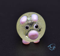 Load image into Gallery viewer, Glass Glowing Pig Ornament

