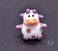 Load image into Gallery viewer, Glass Cow Ornament
