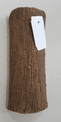 Load image into Gallery viewer, D Pleco Cave - Seven Fishes
